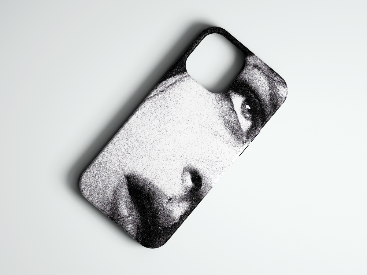 Silent Stare portre baskılı telefon kılıfı